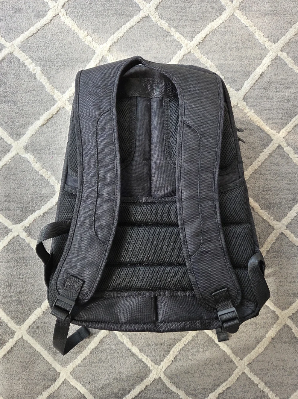 NWOT Large Black Tech Backpack - Picture 3 of 9